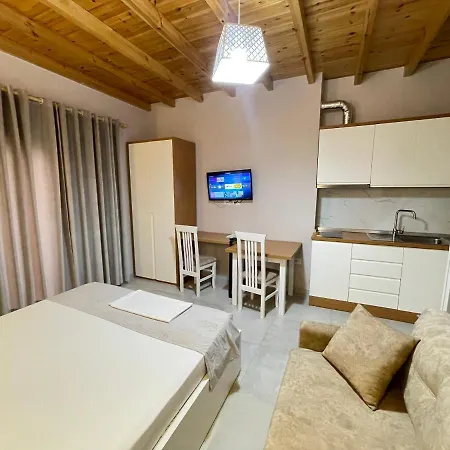 Maison Apartments Vlore Exterior photo
