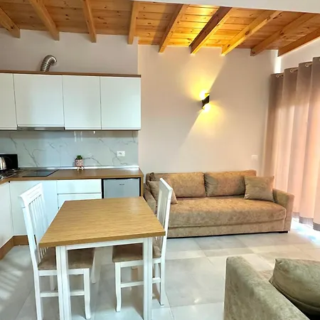 Maison Apartments Vlore Exterior photo