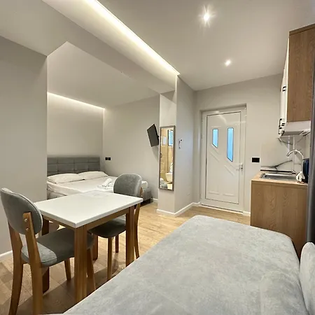 Maison Apartments Vlore Exterior photo